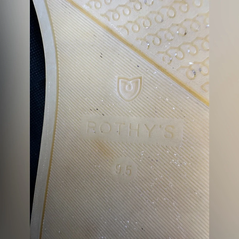 Rothy's Original Slip On Sneaker white navy‎ 9.5